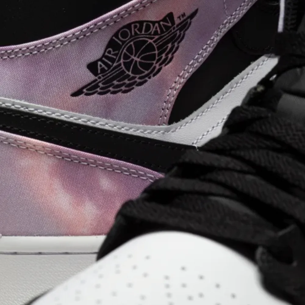 Jordan Sneakers - Picture 15 of 17
